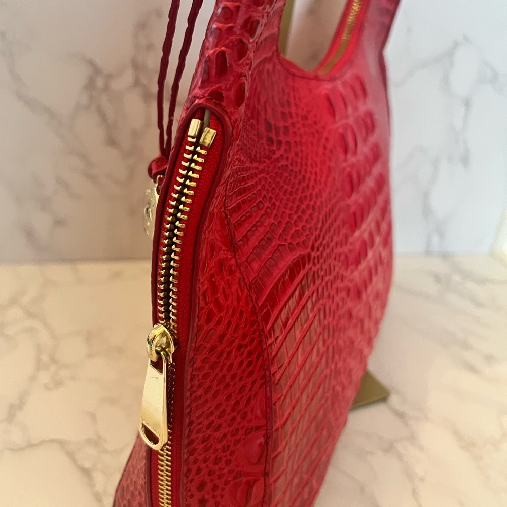 Brahmin Fuchsia Crocodile-Embossed Shoulder Bag|Good Condition - Picture 12 of 16